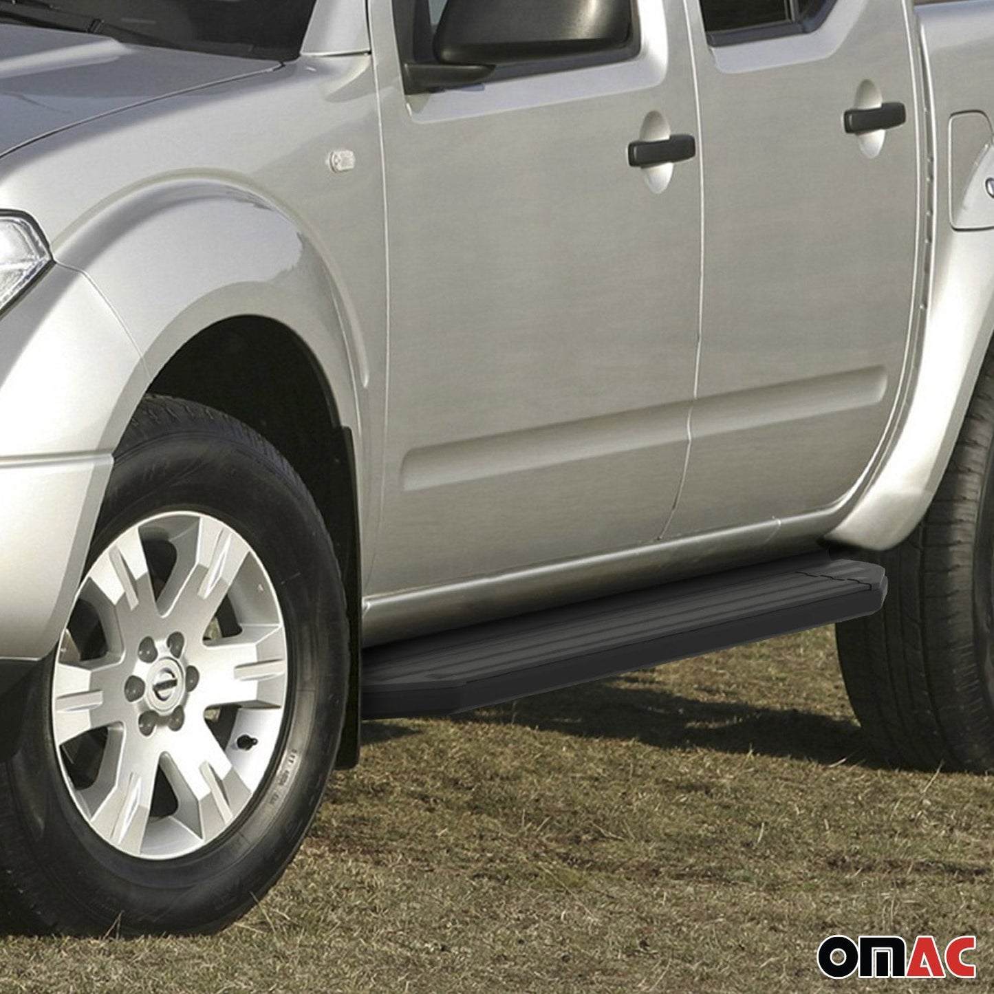 Trittbretter Seitenschweller für Nissan Navara 2005-2015 ABE Schwarz Alu
