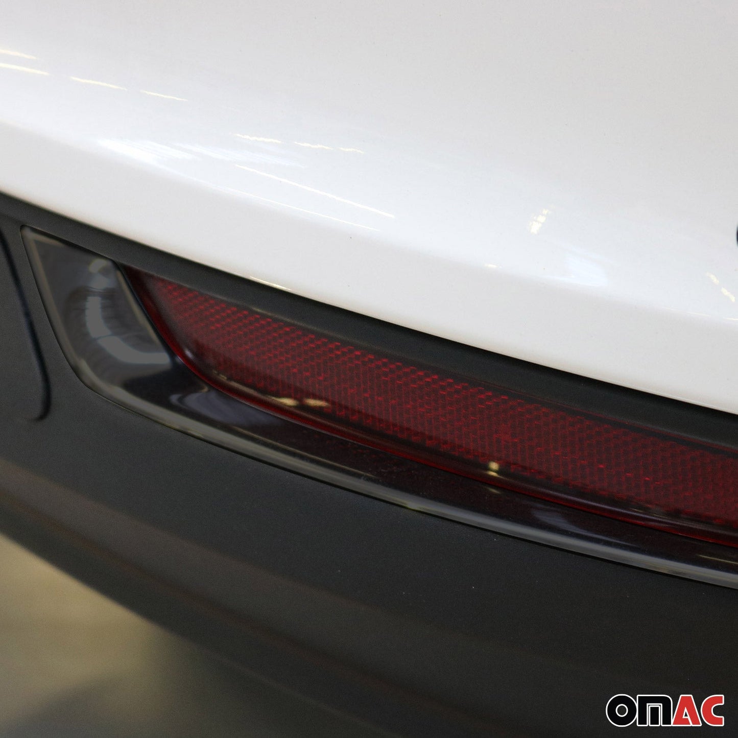 Reflektor Blenden Reflektorleiste für Fiat Tipo 2015-2025 Edelstahl Dunkel 2tlg