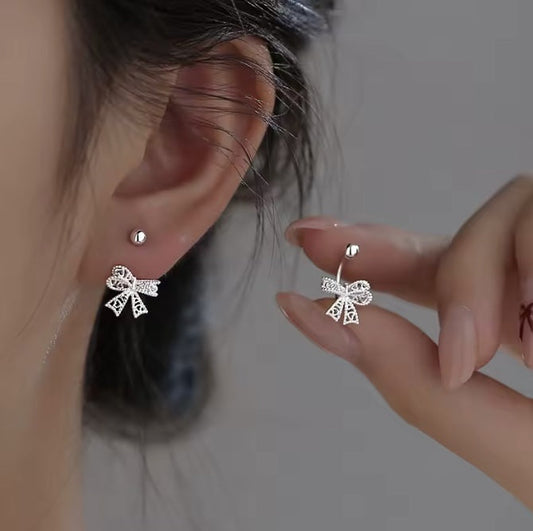 Cercei cu șurub din argint 925, model delicat cu fundă, 10 mm